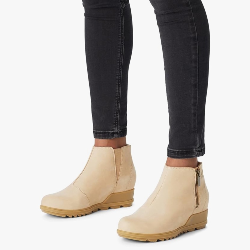 Sorel Womens Evie Zip Leather